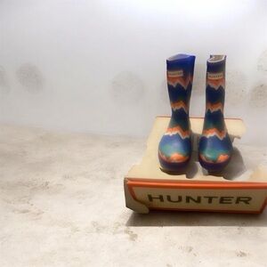 Hunter Kids Chevron Pattern Rain Boots in Blue, Orange, Green & Purple